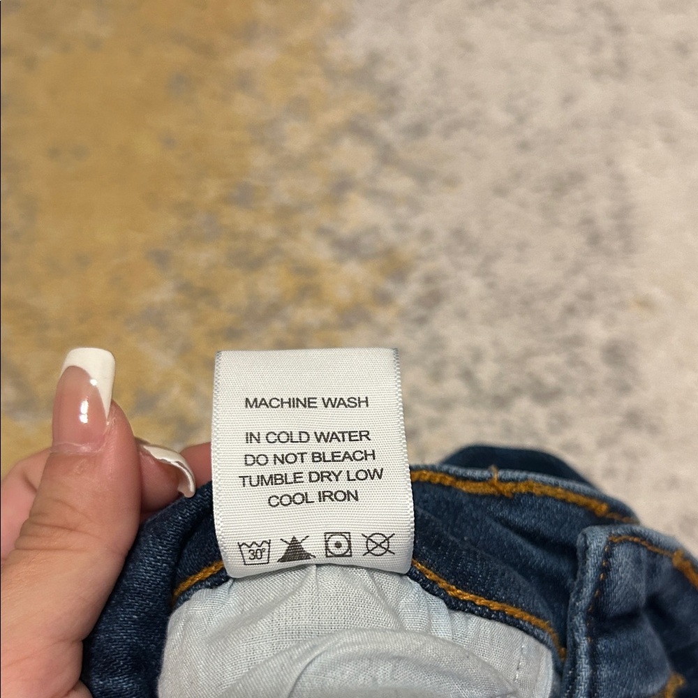 Judy Blue Women's High Rise Jeans - Medium Blue - Picture 3 of 6